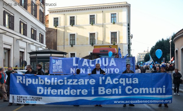 Sindaca Raggi: l’“acqua pubblica”?